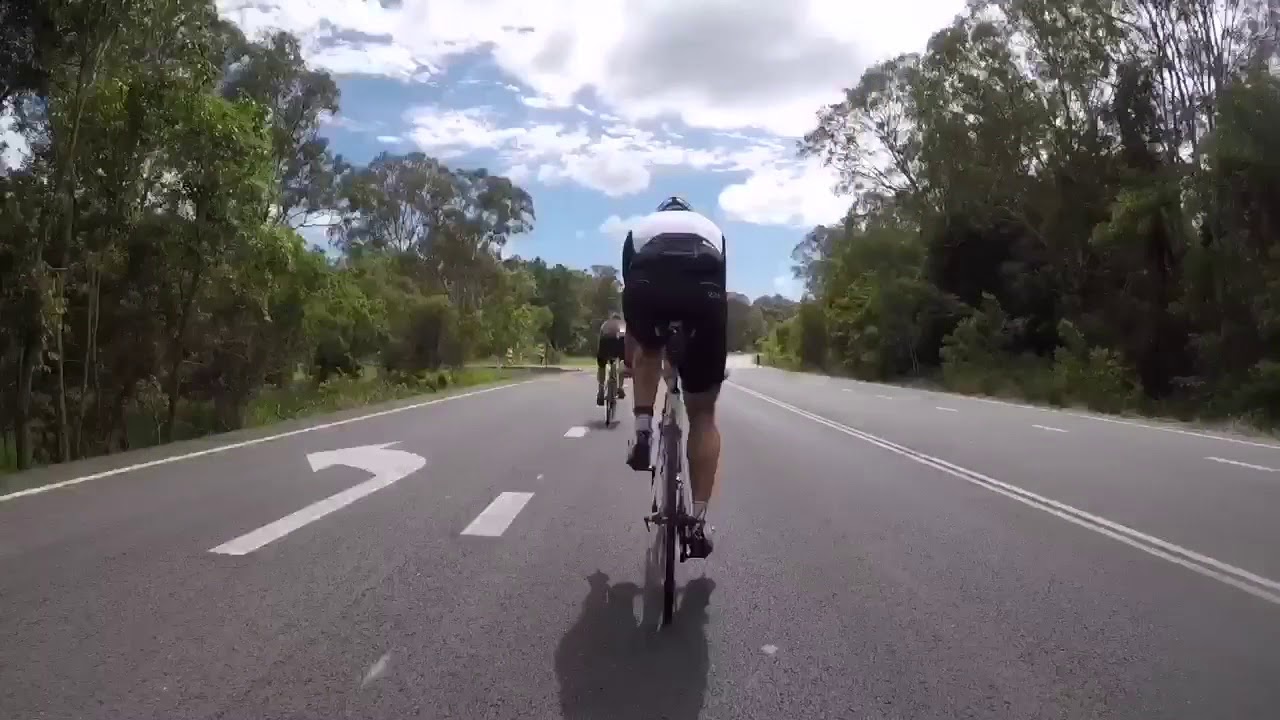 How busy is the bike course at the World’s biggest triathlon? 2017 Noosa Triathlon
