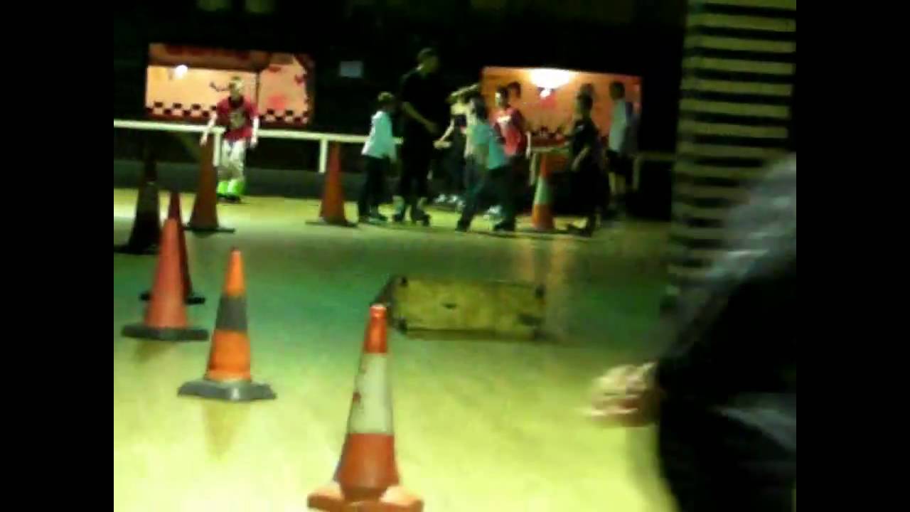 2ND NIGHT AT ROLLER WORLD   DERBY     28th MAY  2009