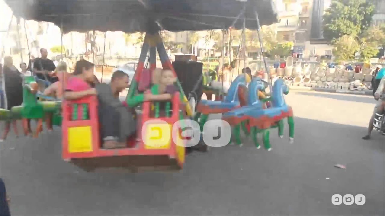 رصد | إقبال ضعيف على المراجيح الشعبية بالفيوم ثالث أيام العيد