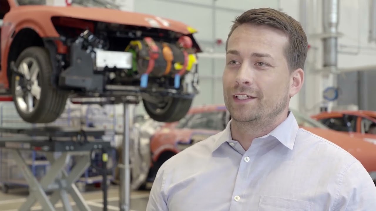 Audi e-tron making of – documentary on the electric SUV’s development and production