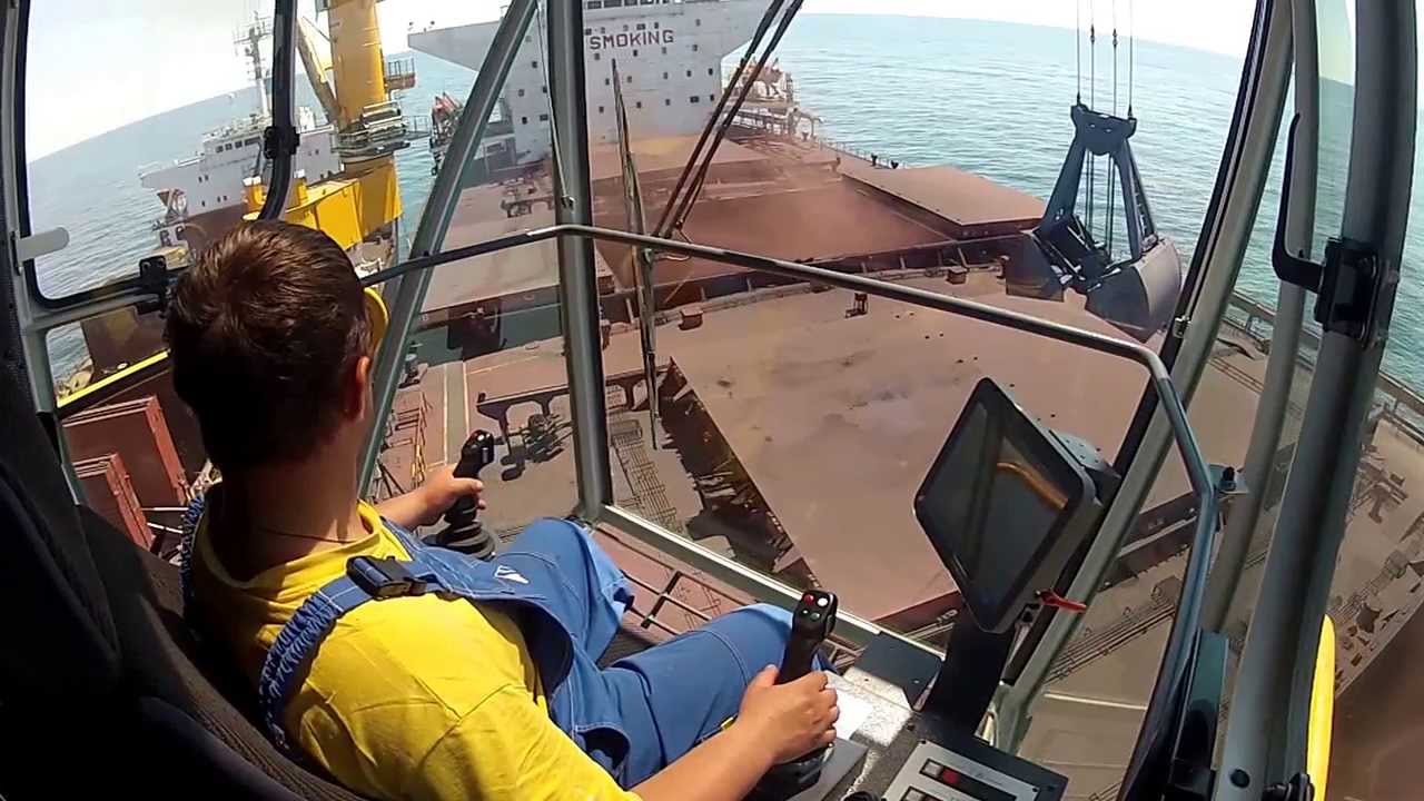 Liebherr - CBG 350 floating crane with 10 m eccentric platform