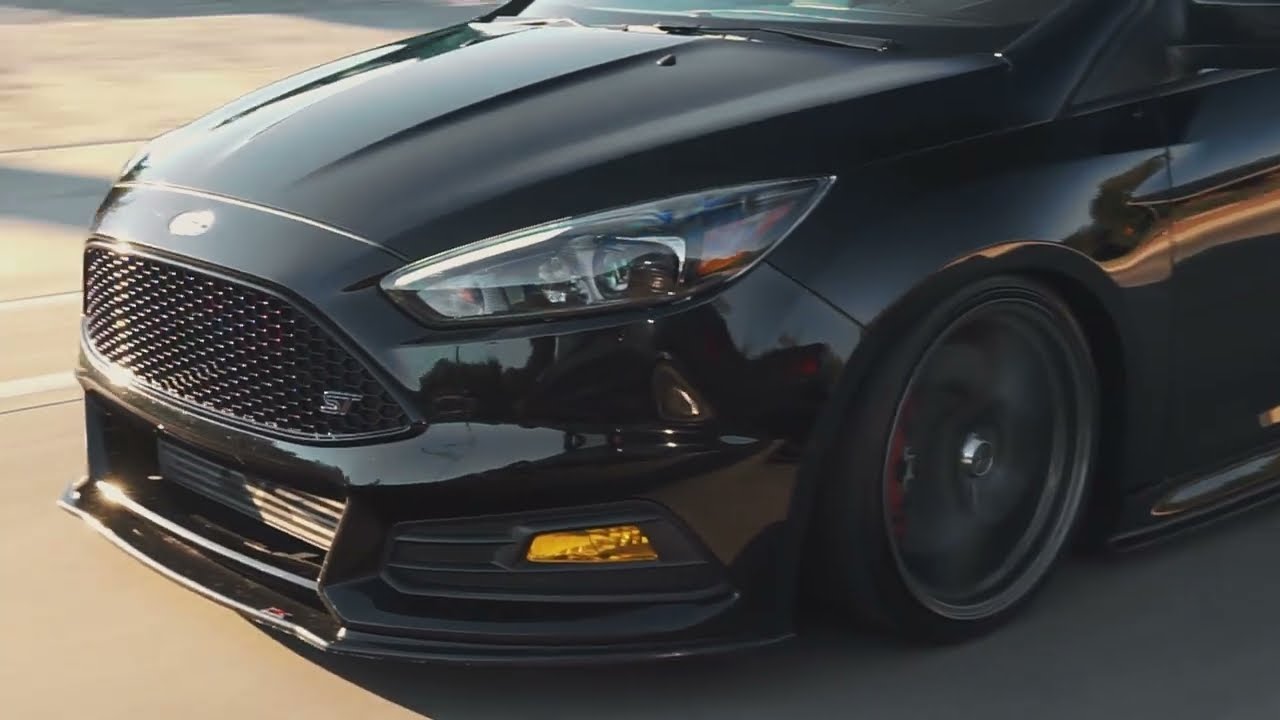 Full bolt on  Ford Focus ST on Air lift 3p Suspension | Short Film