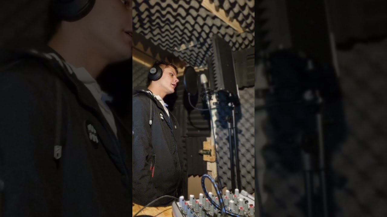 Danielsky - Pluje! (Prod. Hanto Beatmaker)