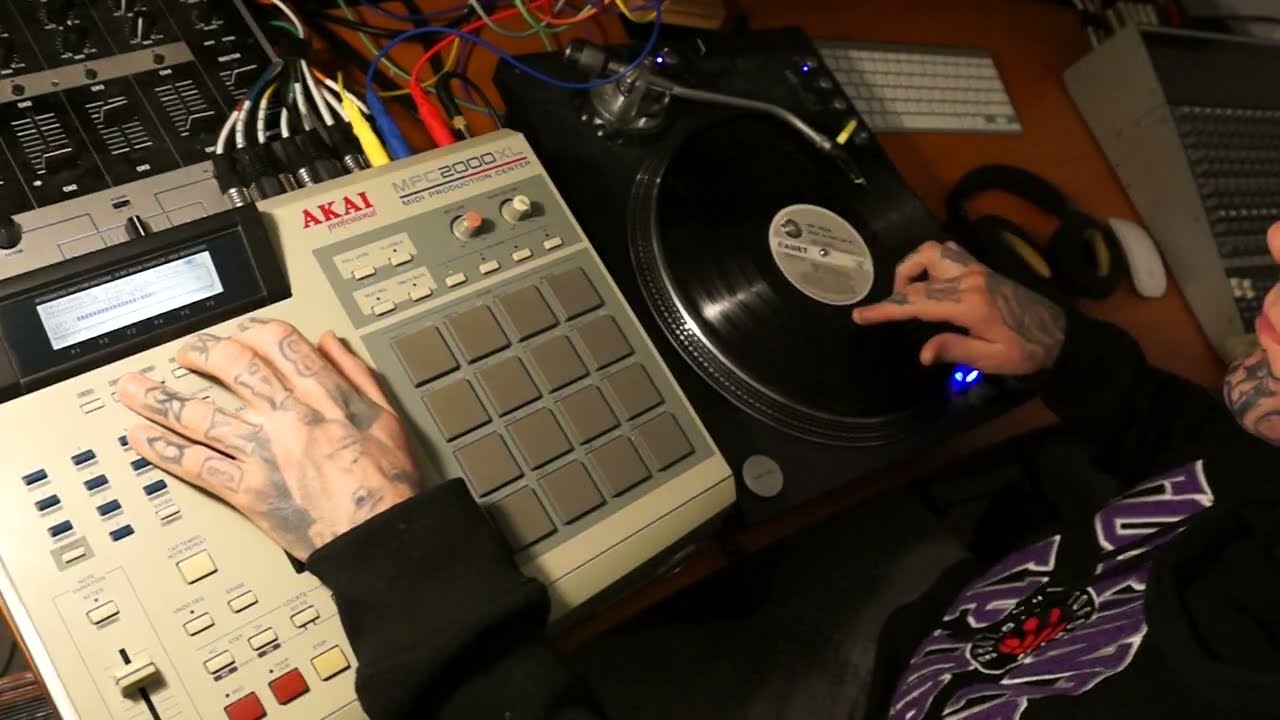 Classic Simple Hip Hop Beat Making Video 90s Style