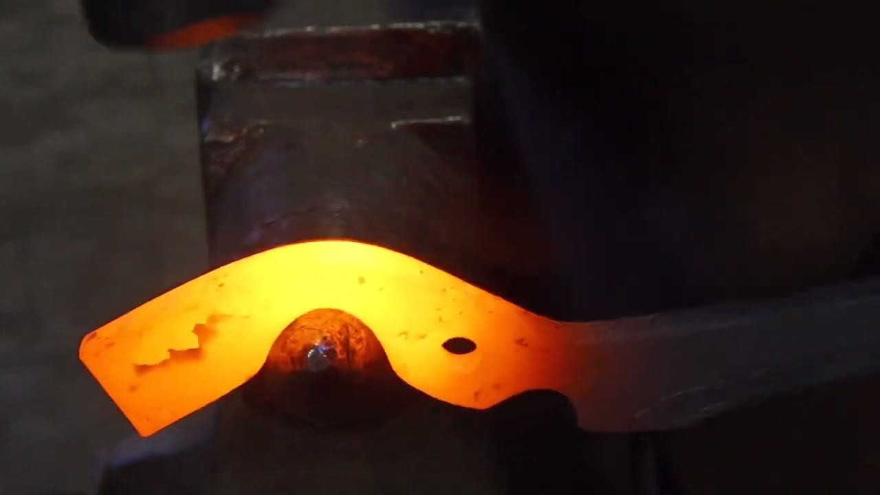 Making a set of bolt tongs