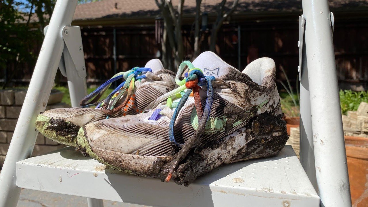 CLEANING: THE DIRTIEST NIKE KIDS SHOES