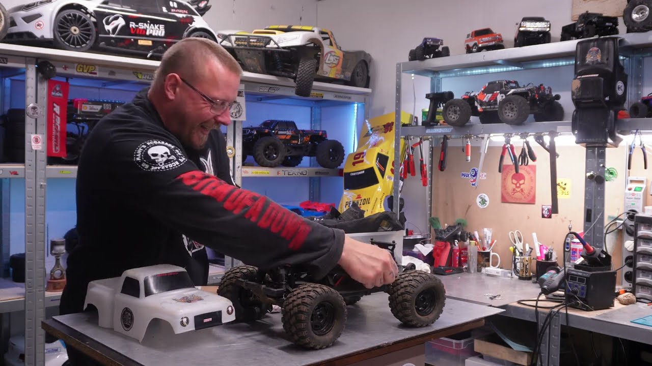 Voilà lé prêt à partir LE KYOSHO MAD WAGON  A VENDRE 300e  + carro Elsass body + roues +filet offert