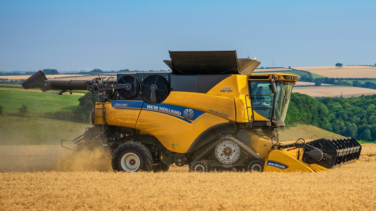 Epic Harvest - New Holland CR10.90, CR9.80, Baling and Chasing