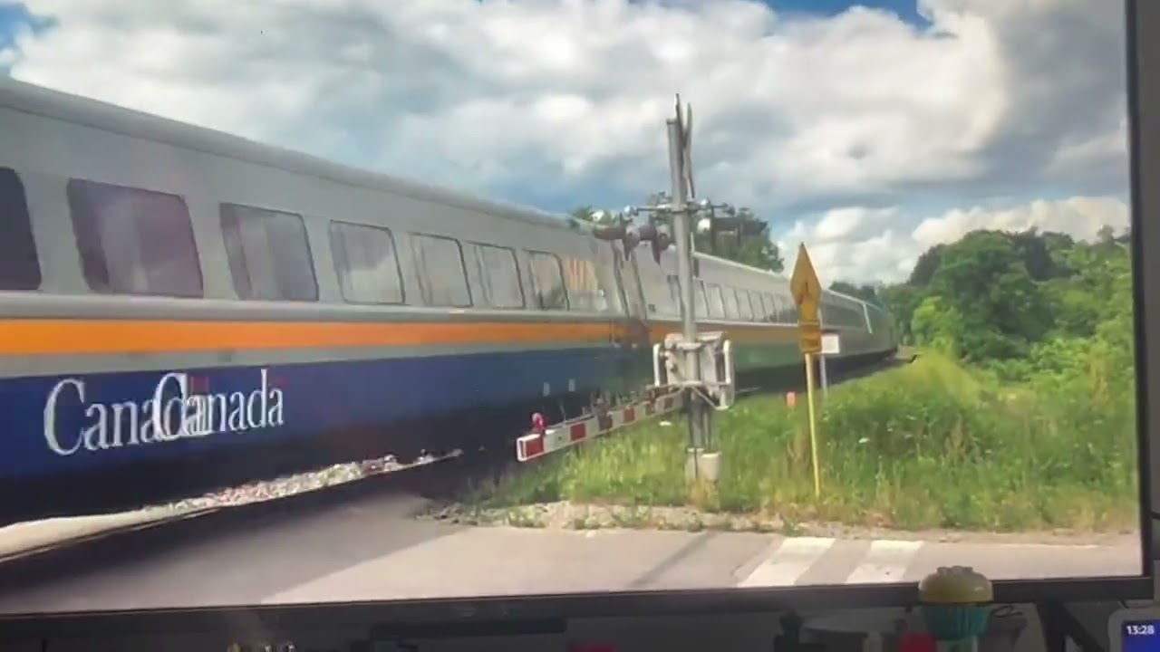 High speed train #bullettrain #highspeedtrain 