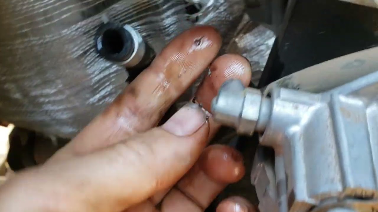 Kubota runs then dies, clogged fuel inlet, common problem for Kubota mini excavator