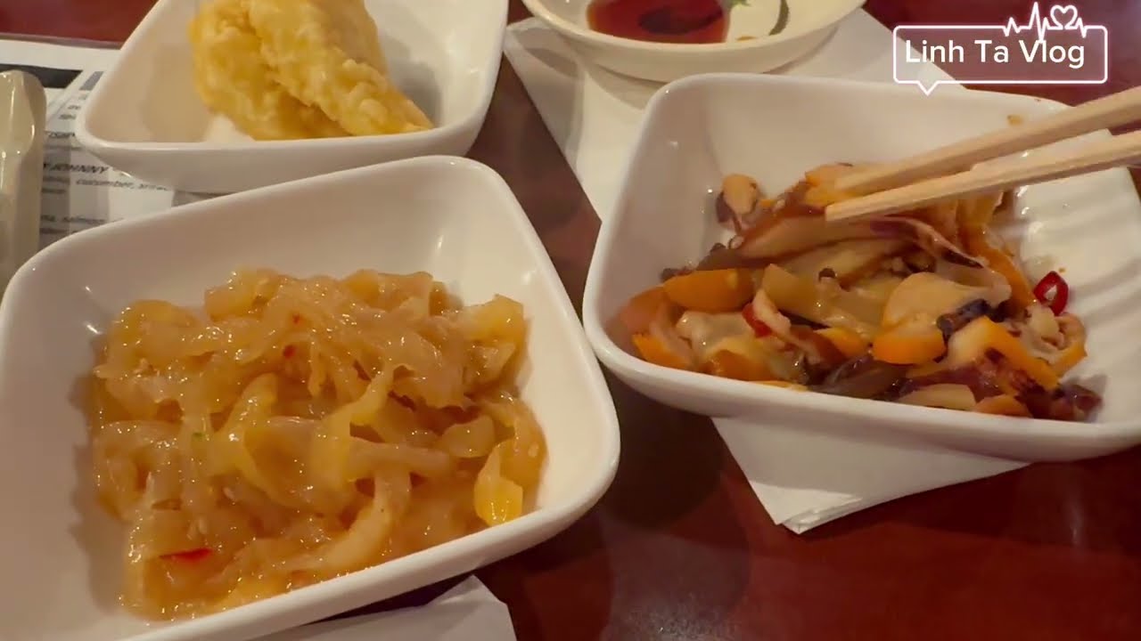 Hôm nay gia đình đi ăn sushi ở Fuji Sushi Buffet