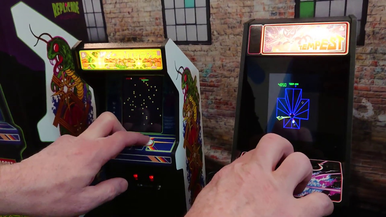 Replicade Amusements 1:6 Scale Playable Arcade Cabinets New York Toyfair 2019