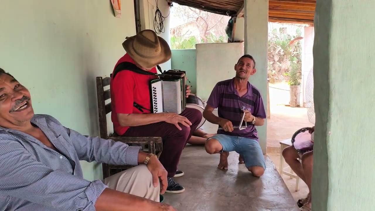 Benedito recebe a visita de pezão dos 8 baixos 