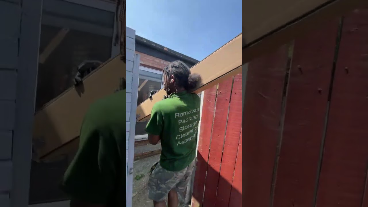 Our removals? Smooth. It goes like this&hellip; boom moved clean 🎯