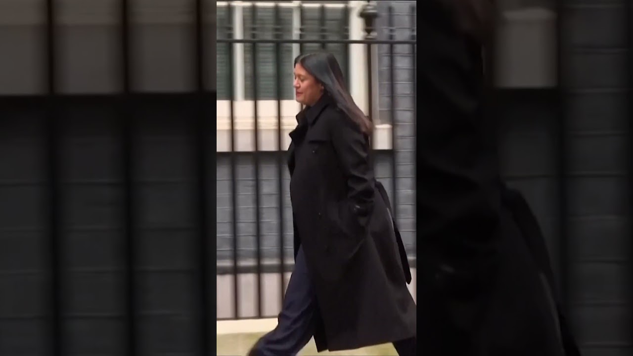 UK Cabinet Arrivals Downing Street Starmer Faces Epstein-linked Appointment Fallout | DWS News |AC14