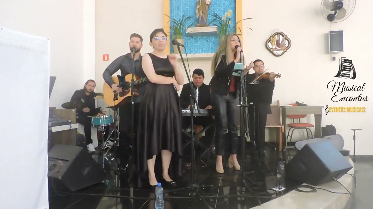 Primeiro Olhar (Anjos de Resgate) Casamento comunit&aacute;rio na Par&oacute;quia Medianeira em Ponta Grossa - PR