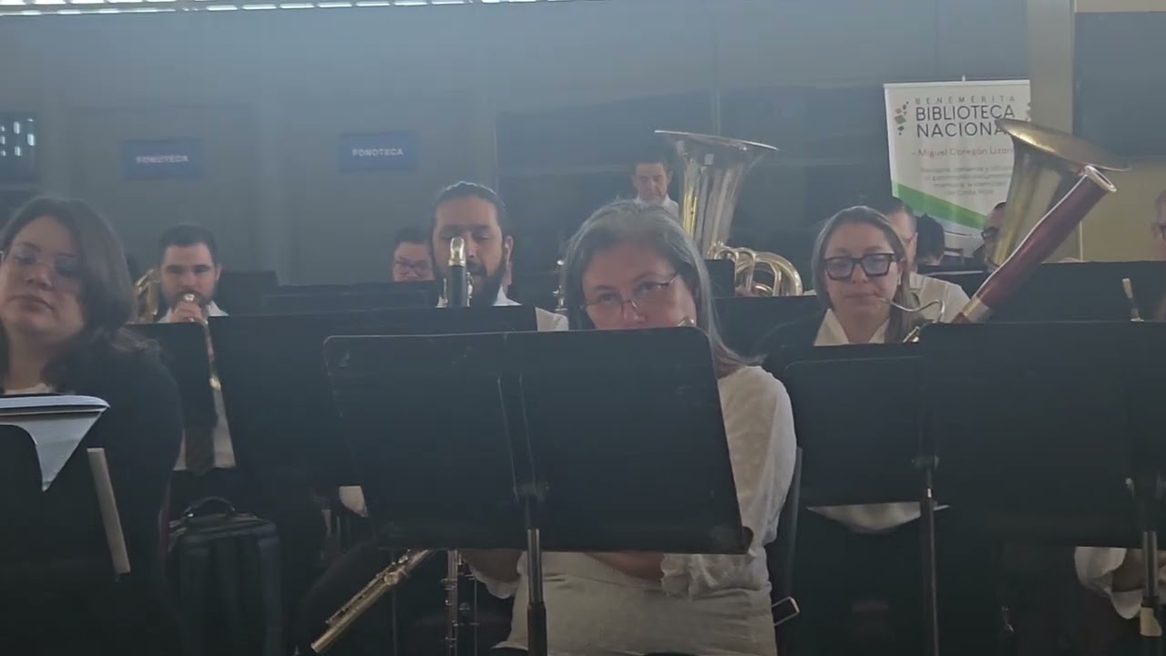 PIEL CANELA interpretado por la Banda Nacional de San José 