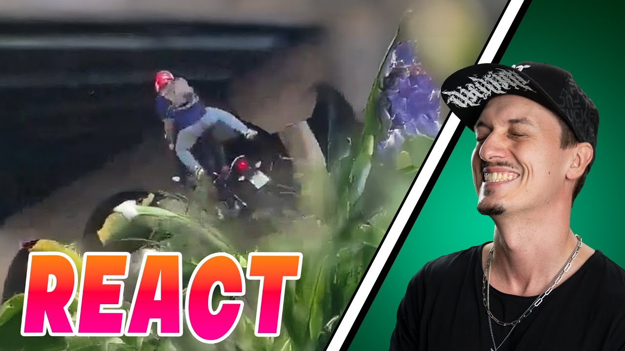Random videos from Random people for Random people - React