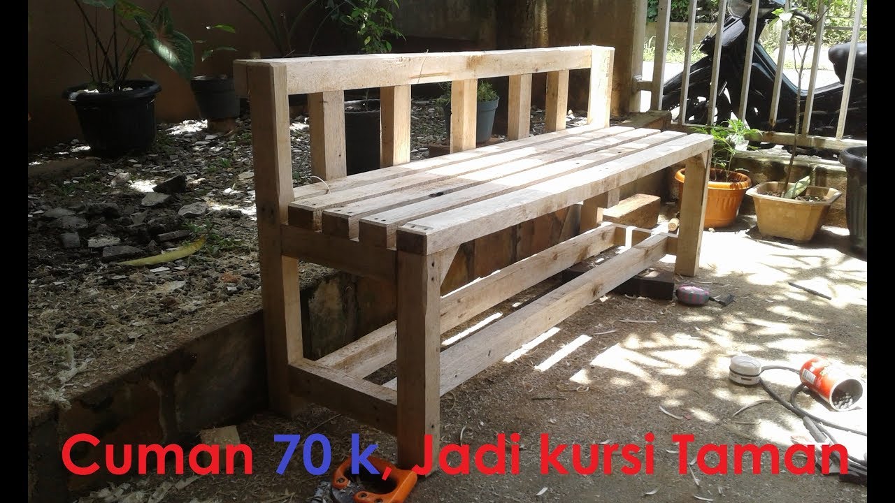 Kursi Kayu Taman hanya 75K