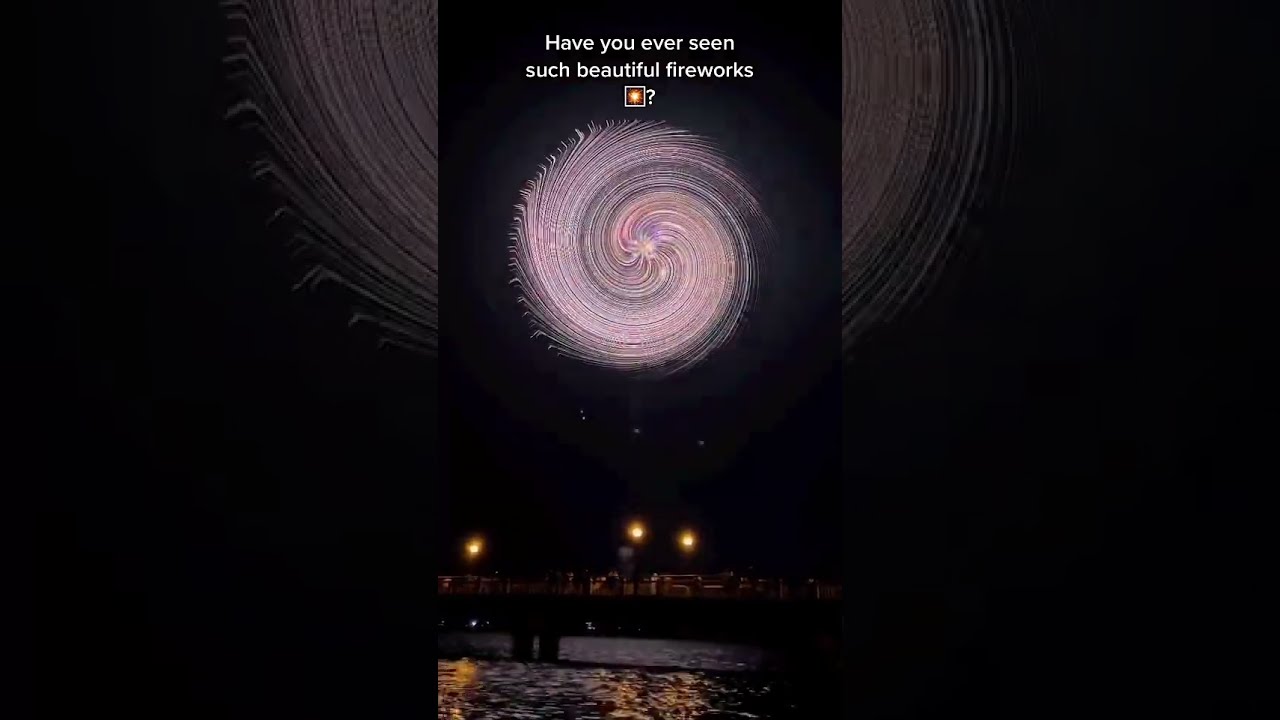 Amazing Japan hanabi Japanese fireworks #fireworks #fireworkshorts #wow  [subscribe 🤹️ More things]🤝