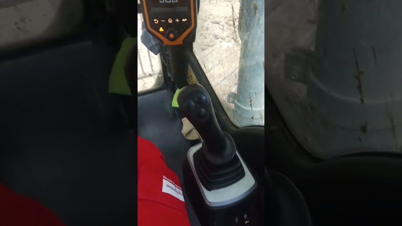 funções de comando hidráulico e painel da escavadeira hidráulica JCB 130
