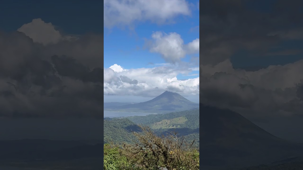Arenal Volcano from Monte Verde's view point - Costa Rica 🇨🇷 💚 