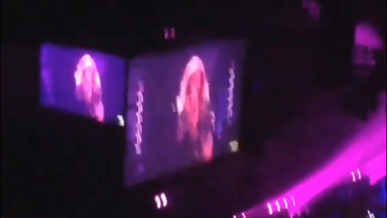 Beyoncé - If I Were A Boy/ Strong Enough - Live The Mrs. Carter Show In Hydro, Glasgow Feb/20/2014