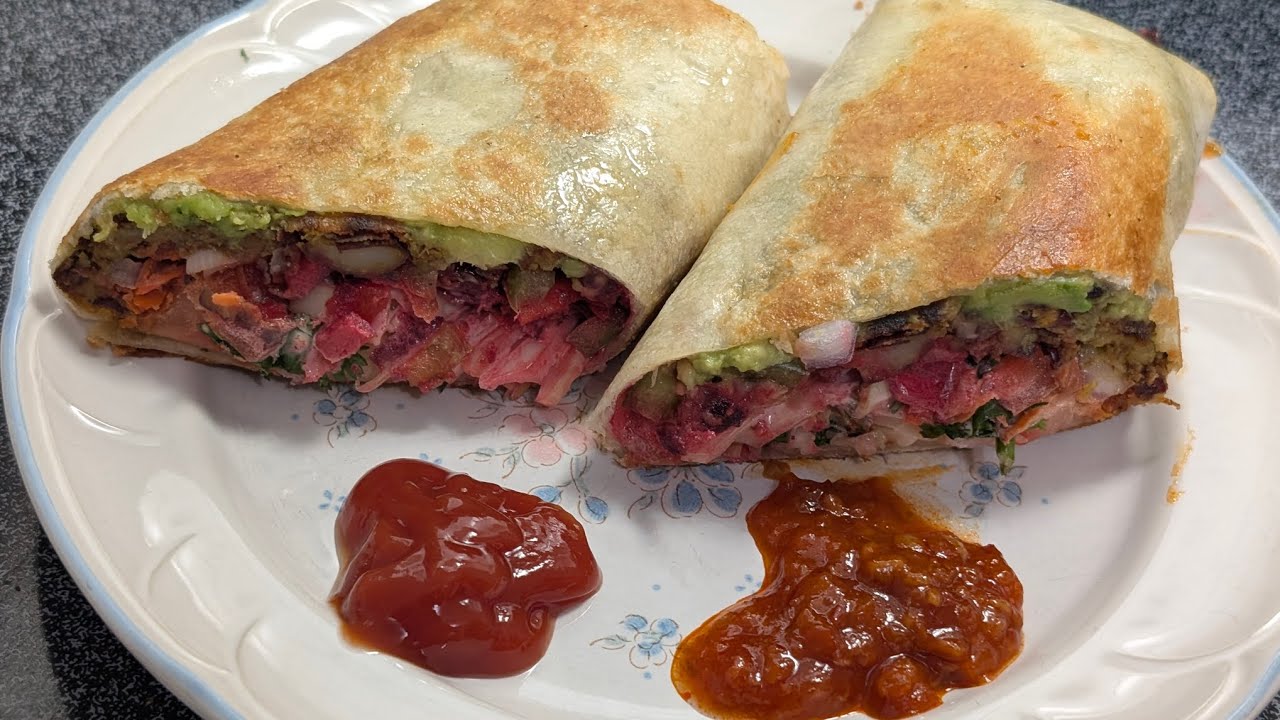 Mexican wraps#avocado#Red Kidney Beans patetto tikki#salad#yumm# healthy#wraps
