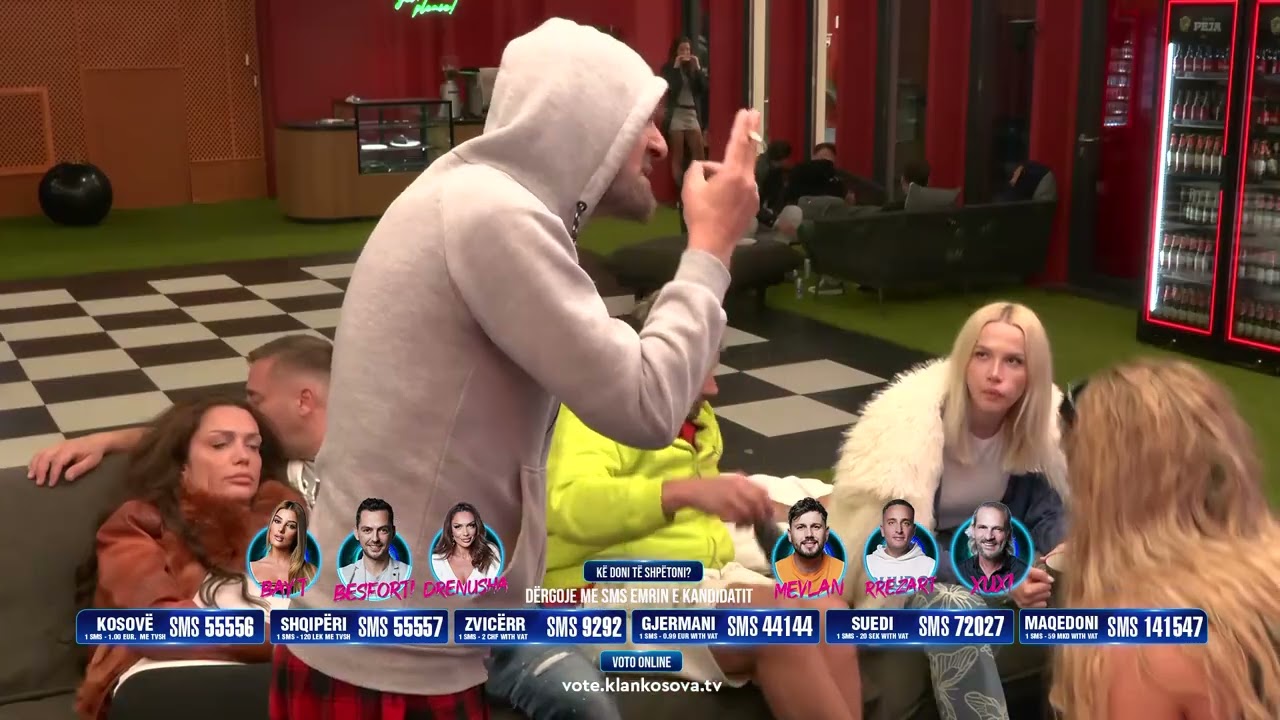 Xuxi i b&euml;n be n&euml; Zot, Xhenet&euml;s q&euml; t&euml; mos ia nxjerr gjumin me tenxhere, ja reagimi i saj