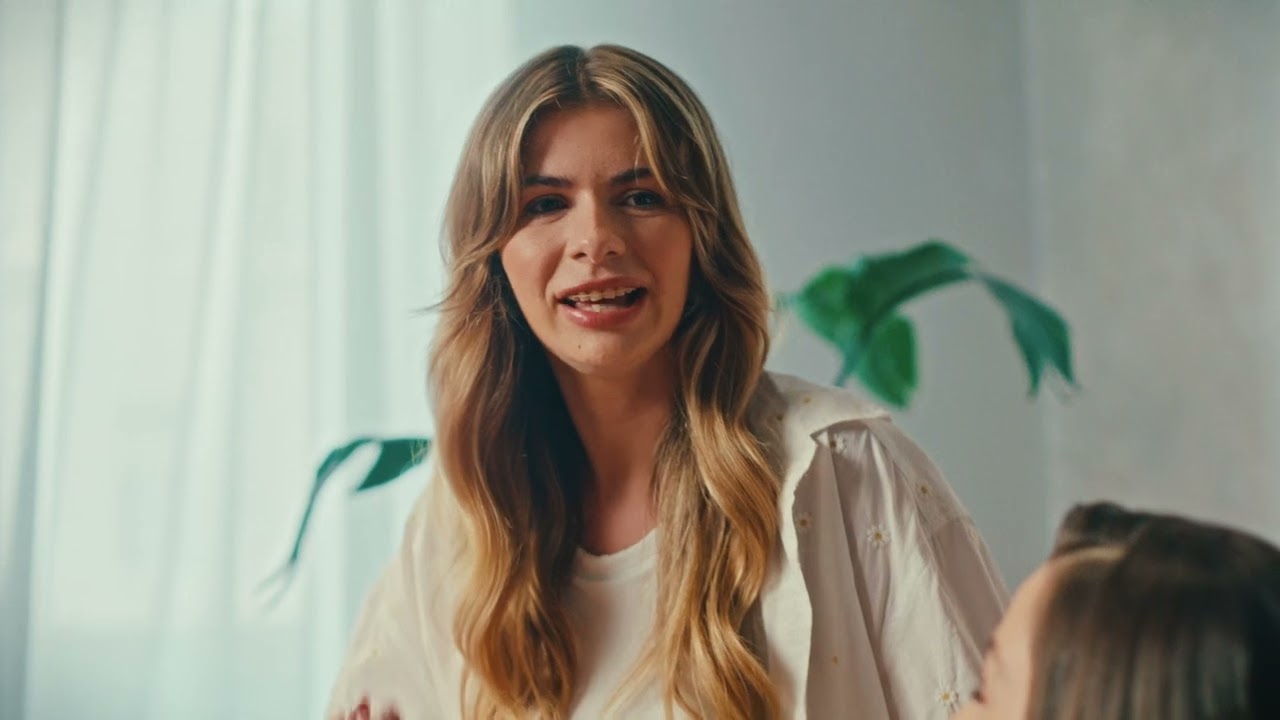 Zrezygnuj z włosk&oacute;w nie z siebie z depilatorem Philips Lumea