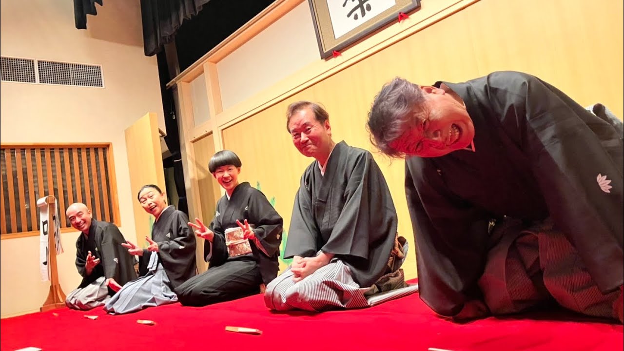 桂二葉 繁昌亭大賞受賞記念ウィーク初日。楽屋はこんなんです。