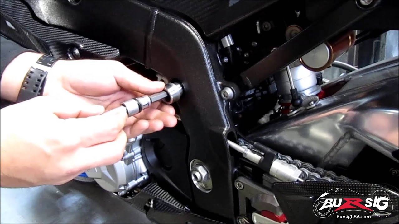 BURSIG frame sleeve installation for 2014+ BMW dual engine bolt