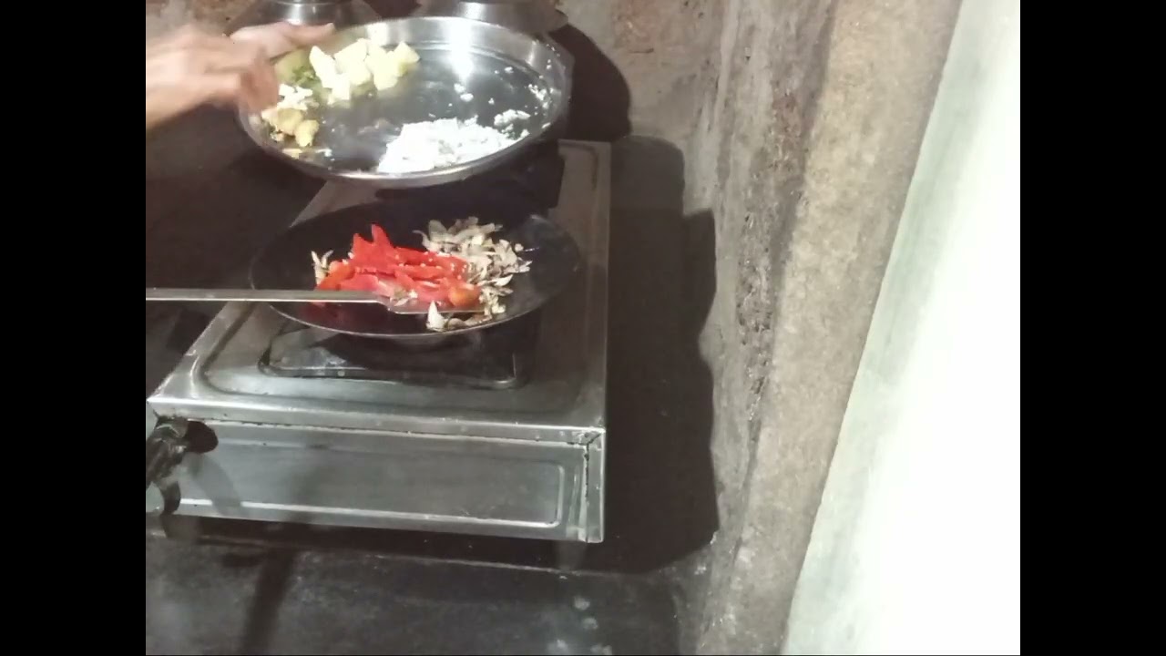 मालवणी पद्धतीने खमंग शिंपल्यांची आमटी 