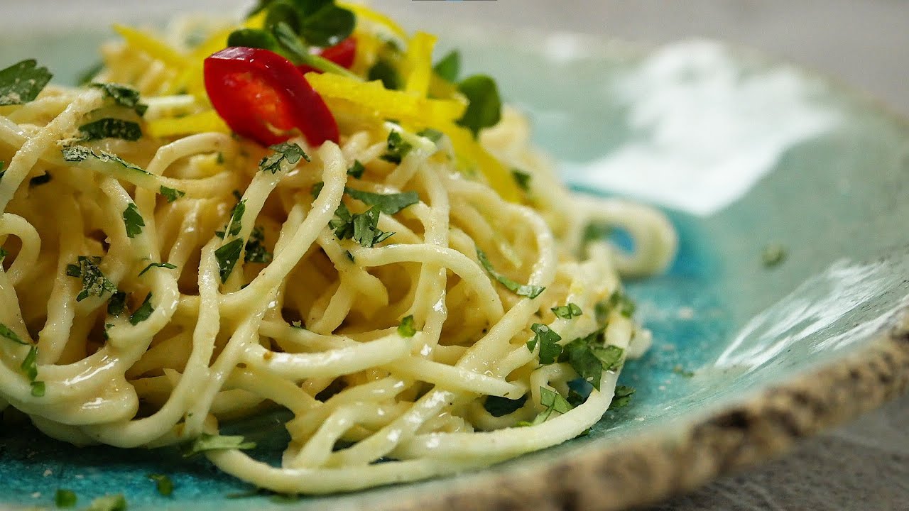 Exotic Flavor Explosion: Celery Spaghetti in Coconut-Lemon Sauce with Coriander