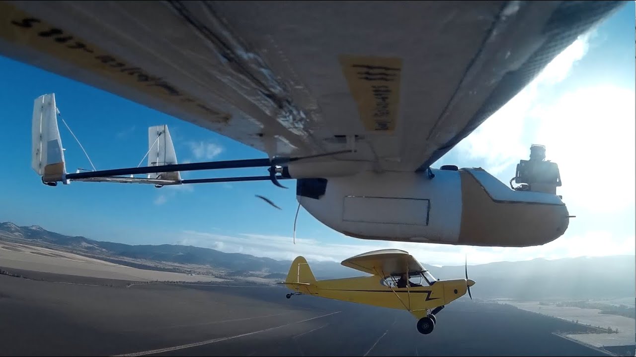 FPV Skyhunter Formation Flying With Fullsize Aircraft