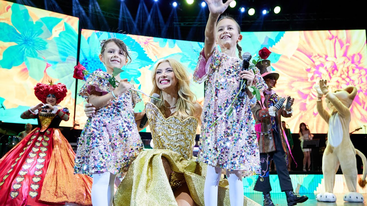 Andreea Balan cu Ella & Clara & Yoki Doki Capitolul 7 - Sala Palatului 💫