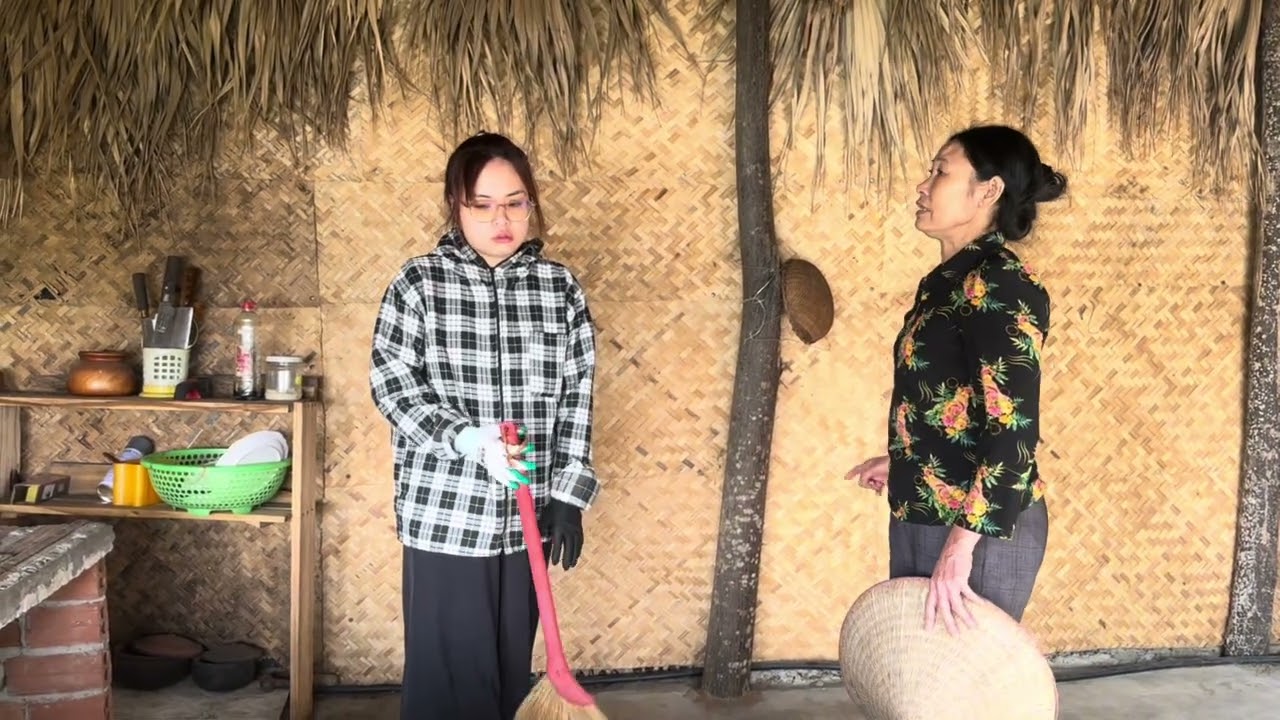 Nhất nguyệt xin vào hộ nghèo để được giảm học phí cho kiệt 