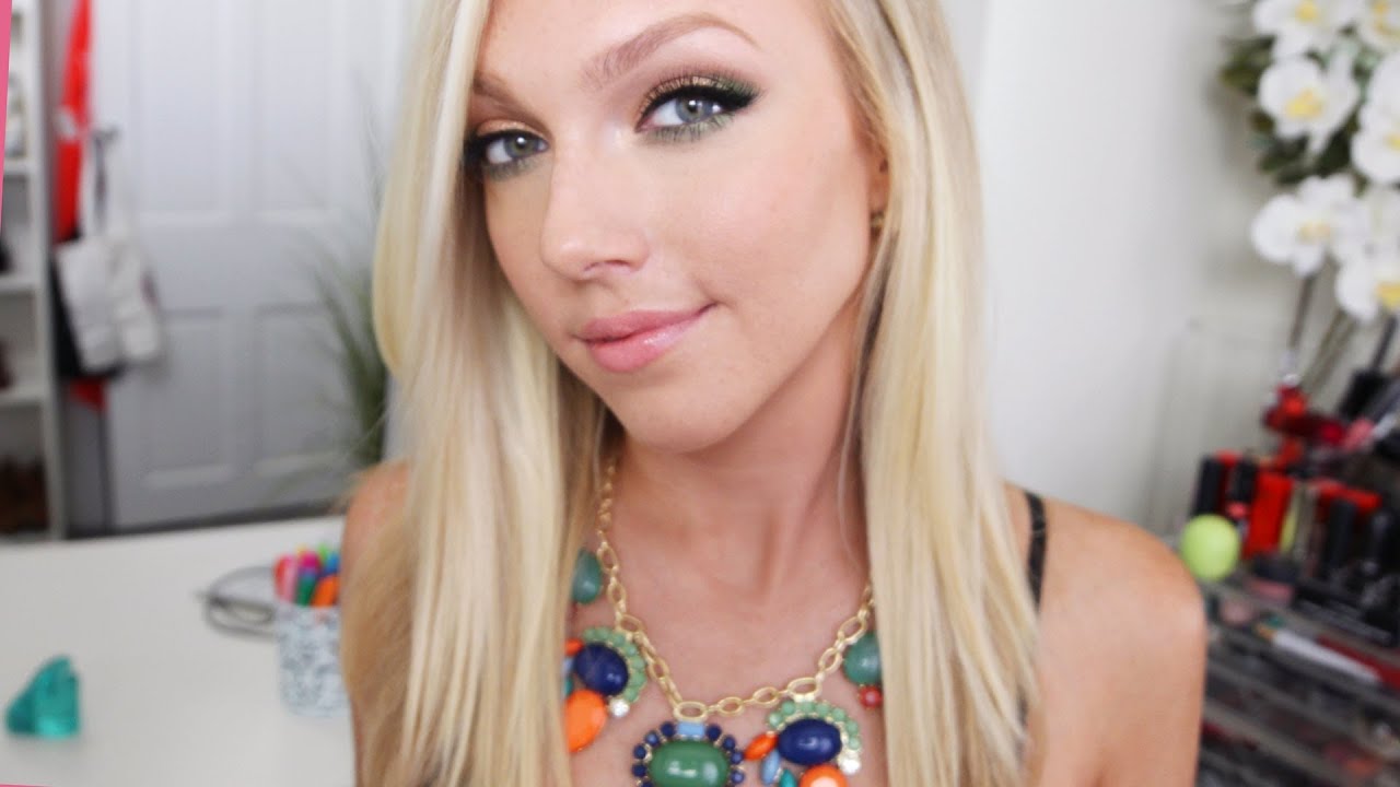 *Changing Seasons* Makeup Look |  Gold + Green