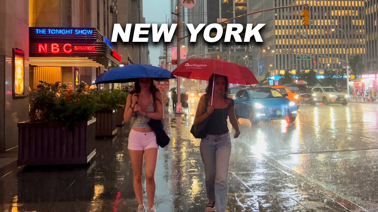 Heavy Rainstorm Walk Manhattan New York Night Rain Walk - Rain Sounds For Sleeping