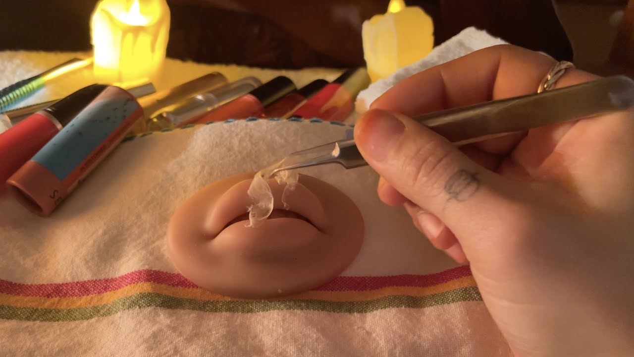 ASMR  | 립케어 받으러 오세요! (입술 케어,각질제거,립스틱 테스트,소곤소곤 입소리까지) /모형 립 케어샵 상황극