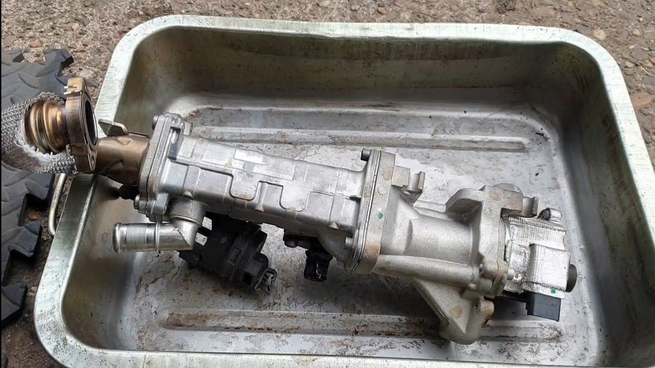 Jaguar XF (X250) P0405-77, P0403-71 DTCs EGR Valve EGR Cooler Removal