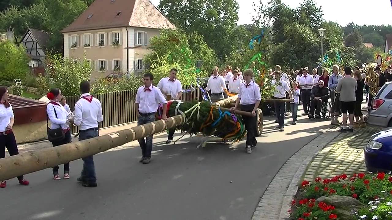 Weissenbronner Kärwaumzug 2012