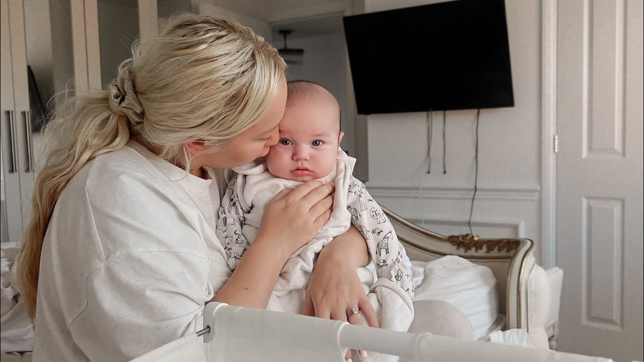 spend a realistic (lazy) morning with me + my baby :)