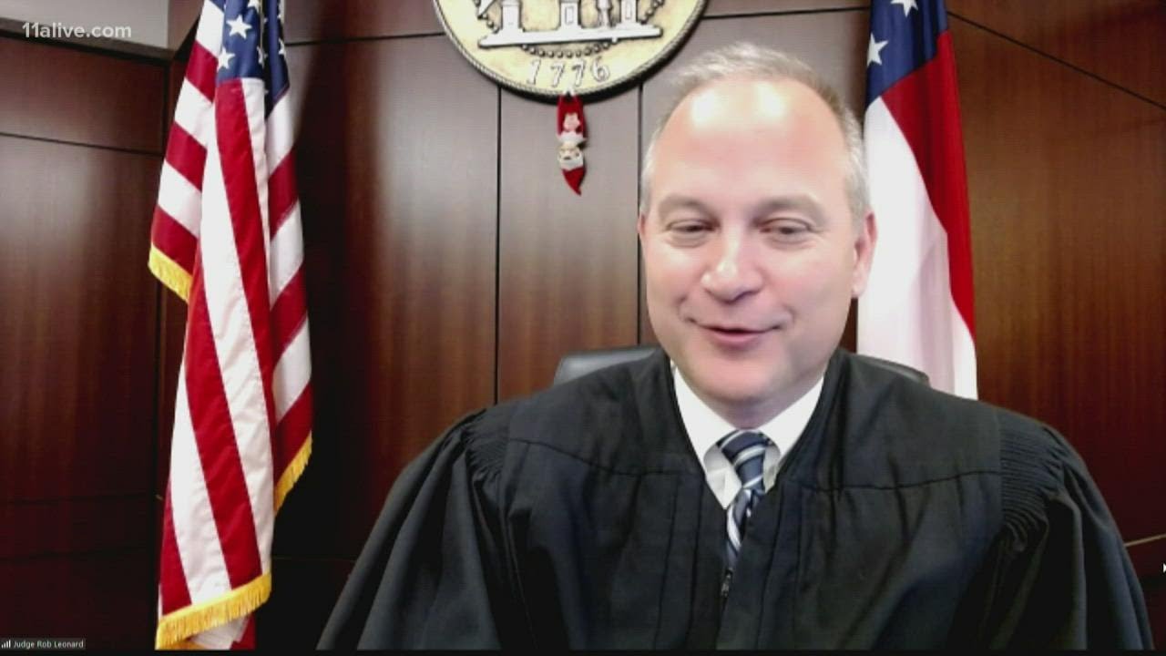 Cobb County judge bans Elf on the Shelf