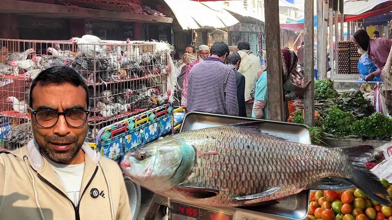 বছরের শেষ পিঠার দাওয়াতে বড় মাছ কিনতে বাজারে | Village Fish Market