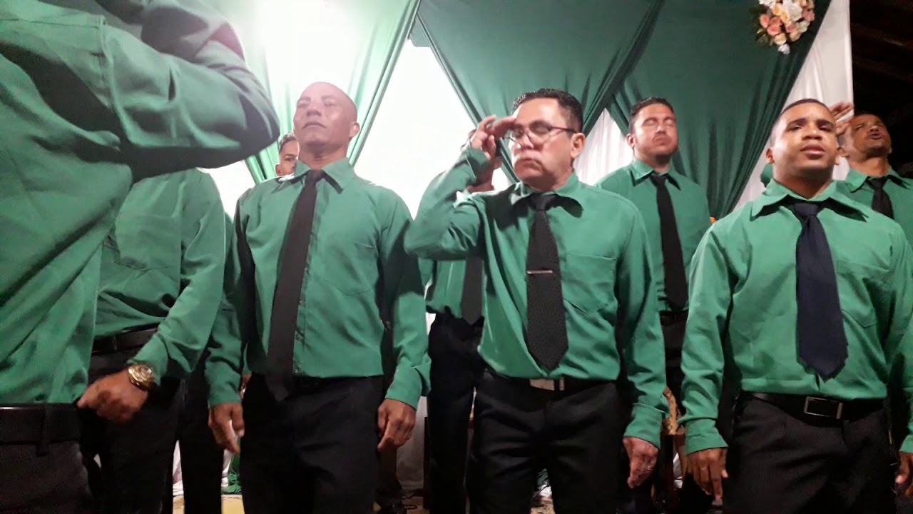 Deus sempre fiel entrada da festividade dos varões