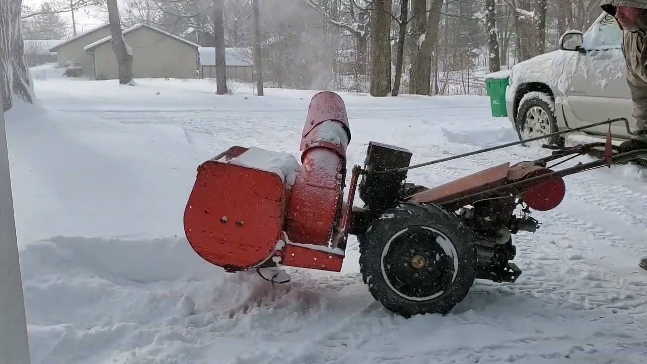 Gravely model L snowblowing, 12-23-2022