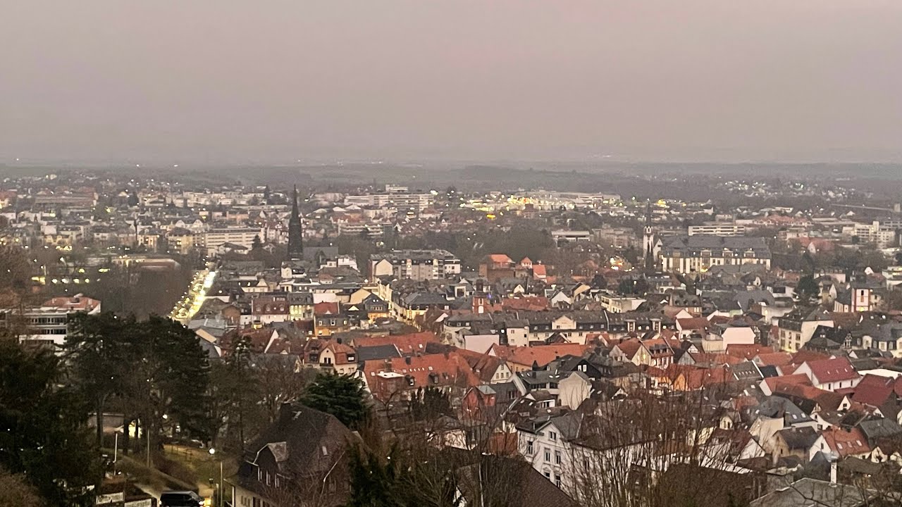Bad Nauheim (FB) Gemeinsames Plenum der St. Bonifatius und der Dankeskirche vom Johannesberg aus.