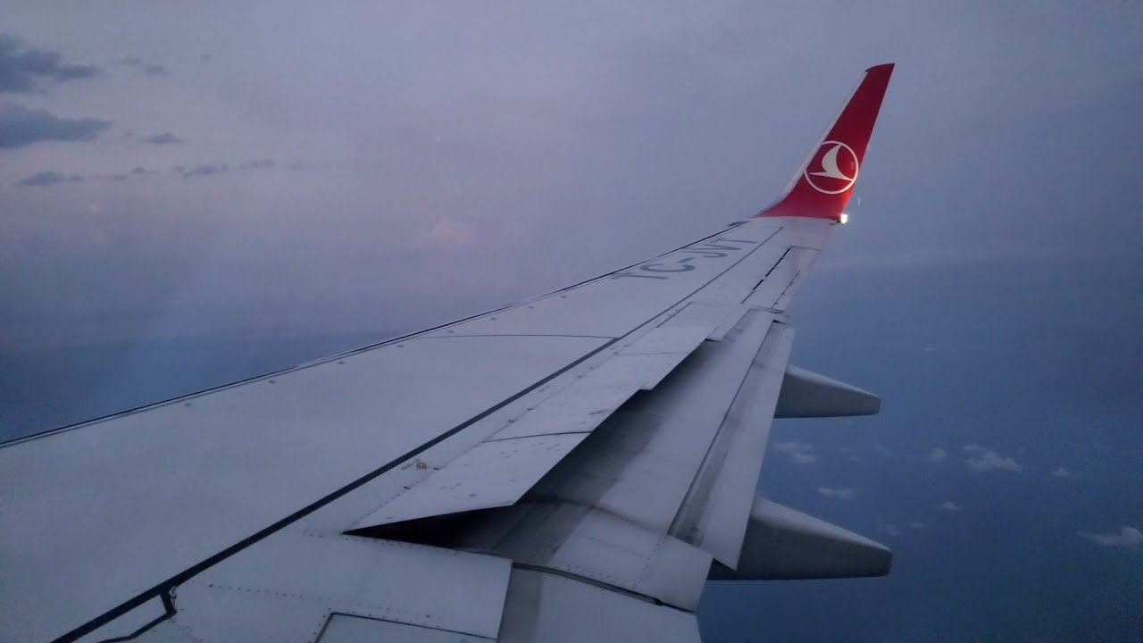 Dusk landing at Batumi Int'l Airport | 737-800