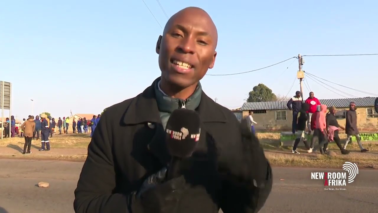 Kagiso community wants government to deploy army to deal with illegal mining in the area